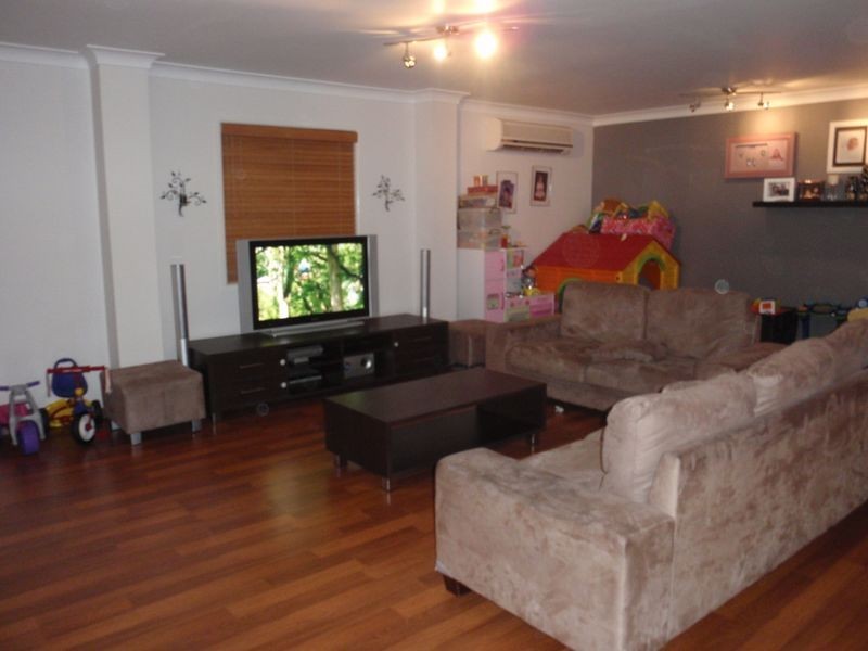 77 Cavell Rd, Birkdale QLD 4159