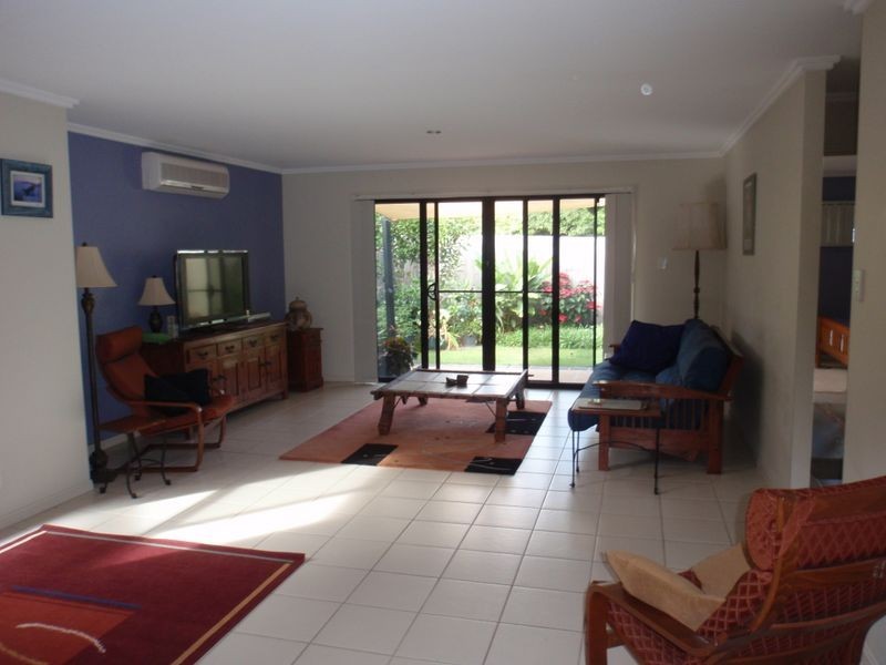 3 Merle Ct, Birkdale QLD 4159