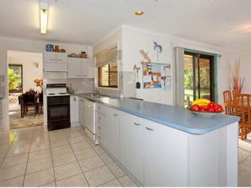 11 Wildflower Street, Capalaba QLD 4157