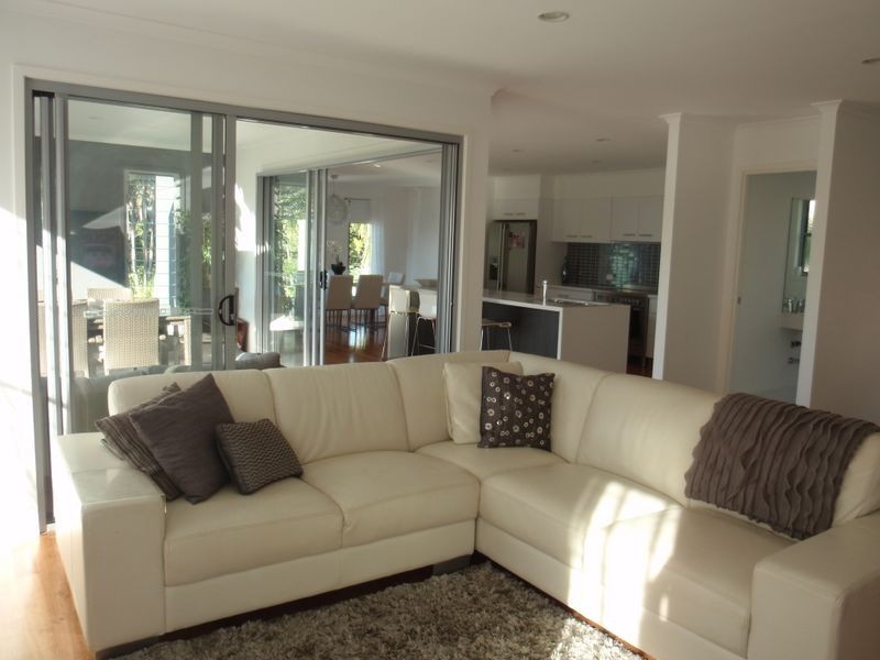 25 Hull Street, Thorneside QLD 4158