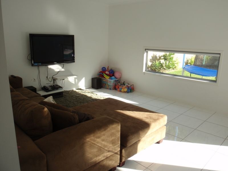 25 Hull Street, Thorneside QLD 4158