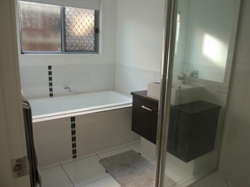 25 Hull Street, Thorneside QLD 4158