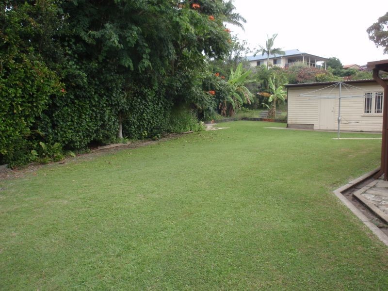 32 Ruth Street, Birkdale QLD 4159