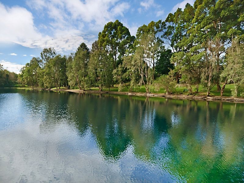 17-19 Honeygem Place, Birkdale QLD 4159