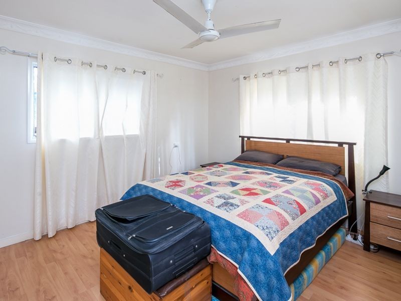 405 Old Cleveland Road East (Tom Place), Birkdale QLD 4159
