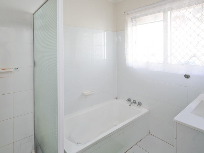405 Old Cleveland Road East (Tom Place), Birkdale QLD 4159