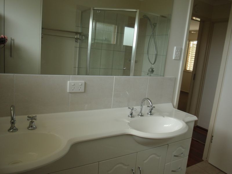 66 Starkey Street, Wellington Point QLD 4160