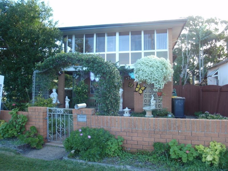 755 Esplanade, Lota QLD 4179