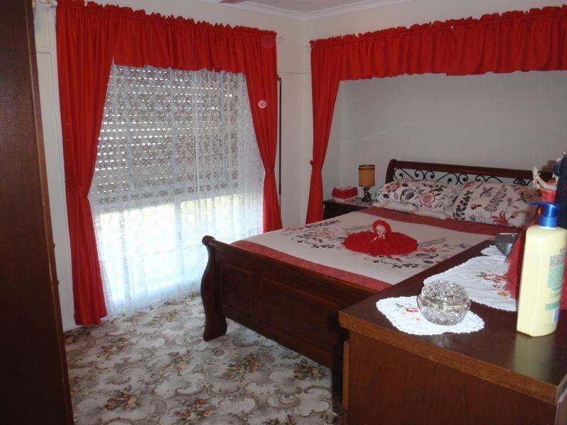 755 Esplanade, Lota QLD 4179