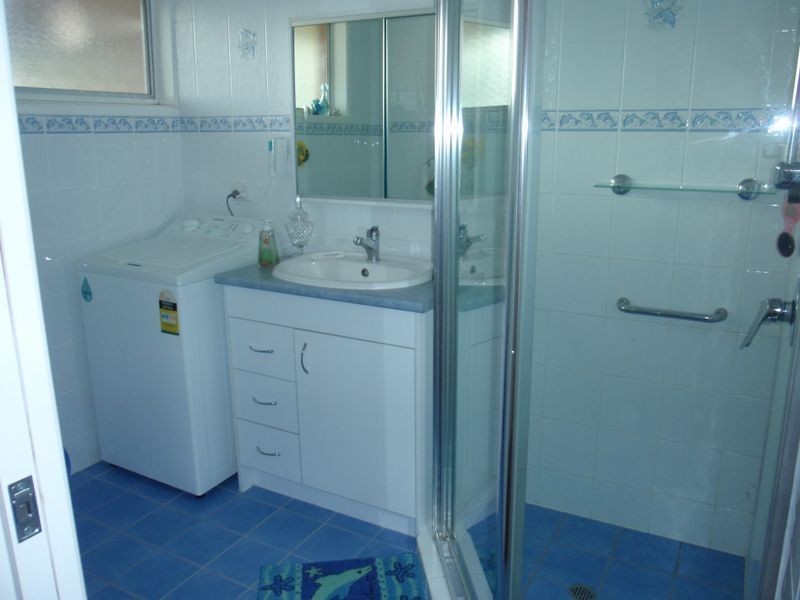 755 Esplanade, Lota QLD 4179