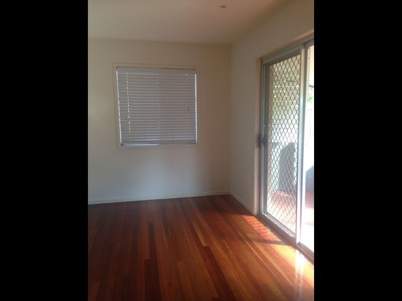 88 Mooroondu Road, Thorneside QLD 4158