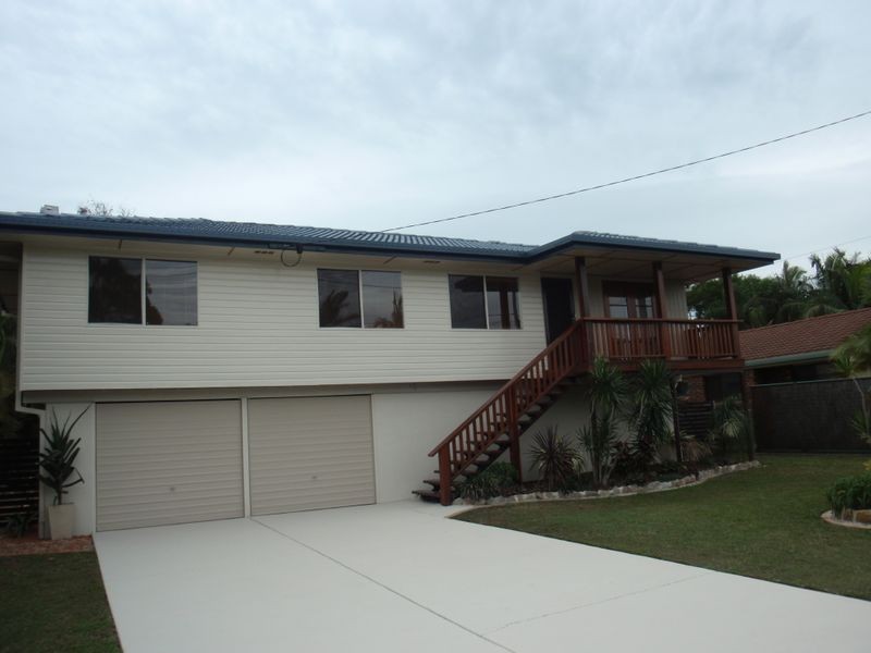 12 Moana Cr, Birkdale QLD 4159