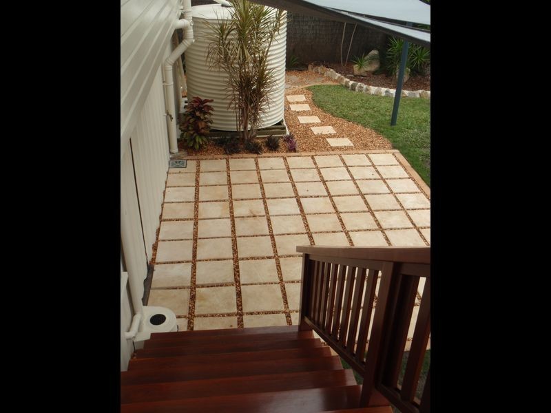 12 Moana Cr, Birkdale QLD 4159