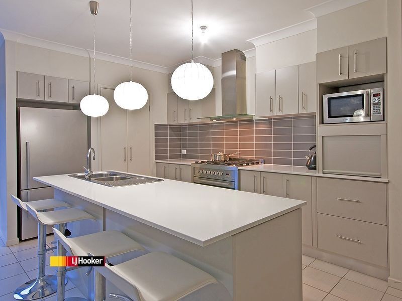1 Faye Street, Thorneside QLD 4158