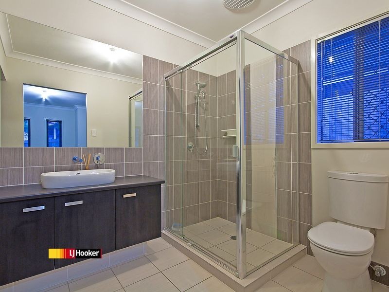 1 Faye Street, Thorneside QLD 4158