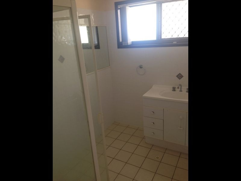 9 Moloaa Crescent, Birkdale QLD 4159