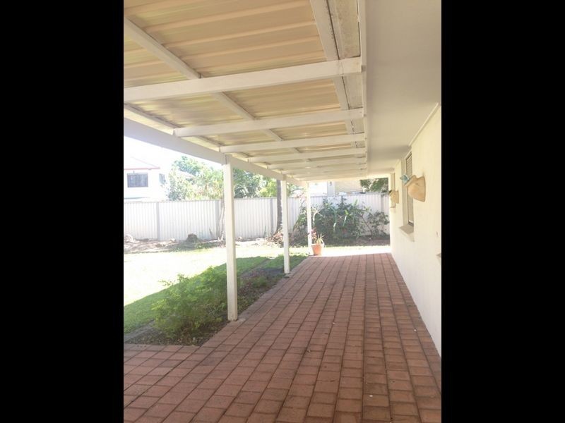 9 Moloaa Crescent, Birkdale QLD 4159