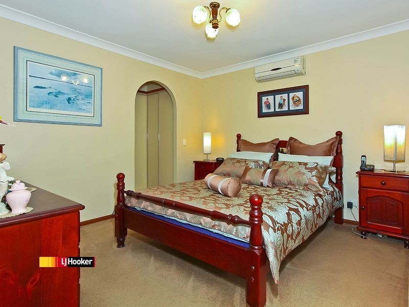 2 Pistachio Court, Birkdale QLD 4159