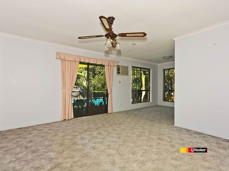 12 Manly Street, Birkdale QLD 4159