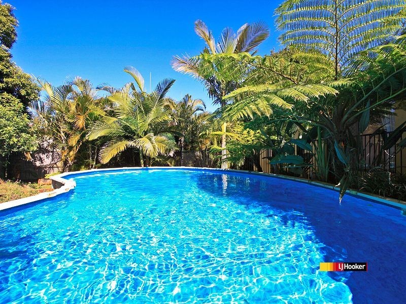 12 Manly Street, Birkdale QLD 4159