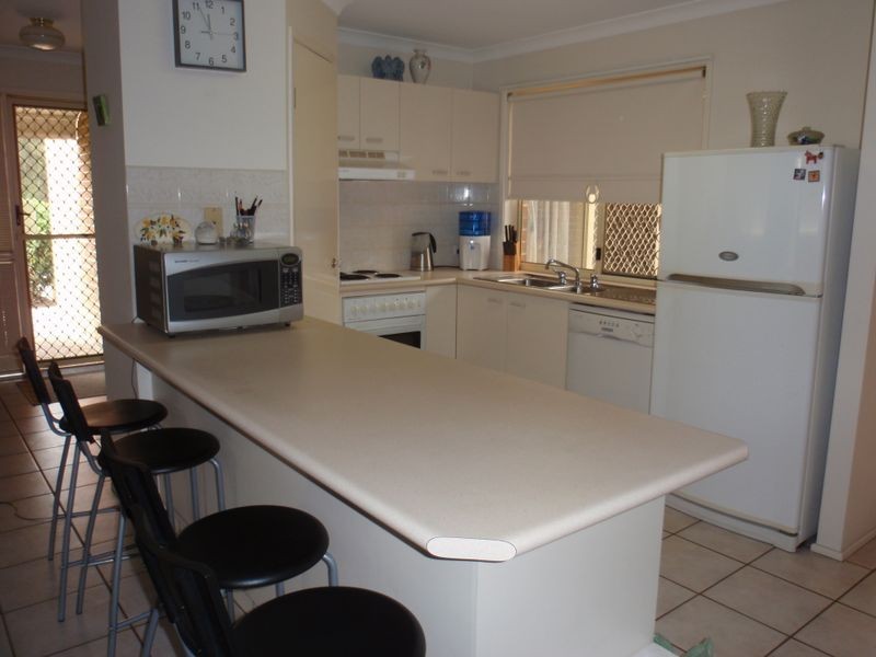 19 Ashwood Cct, Birkdale QLD 4159