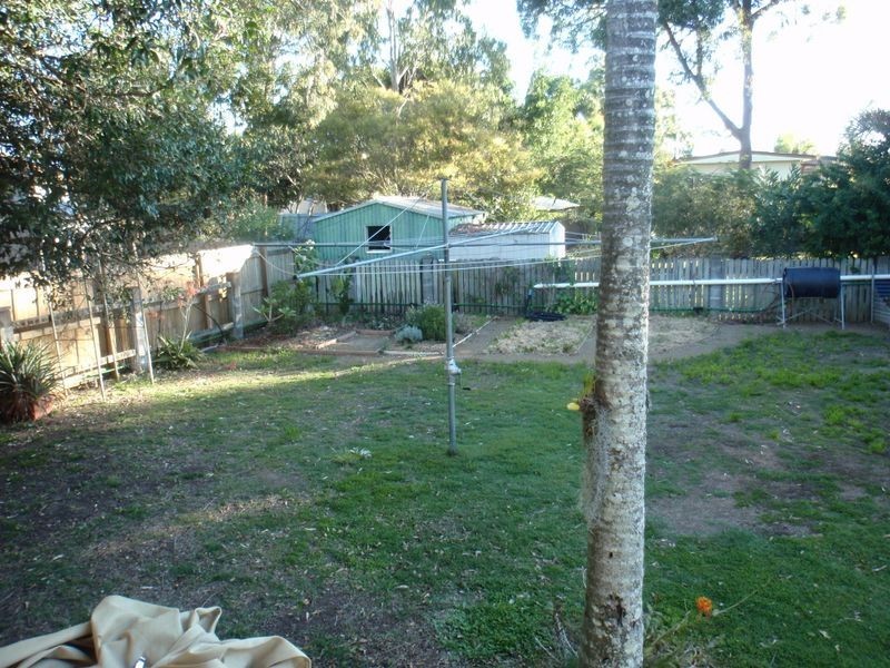 28 Frank St, Thorneside QLD 4158