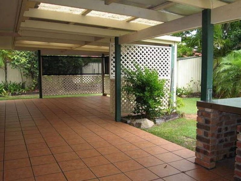 2 Laurance Court, Wellington Point QLD 4160