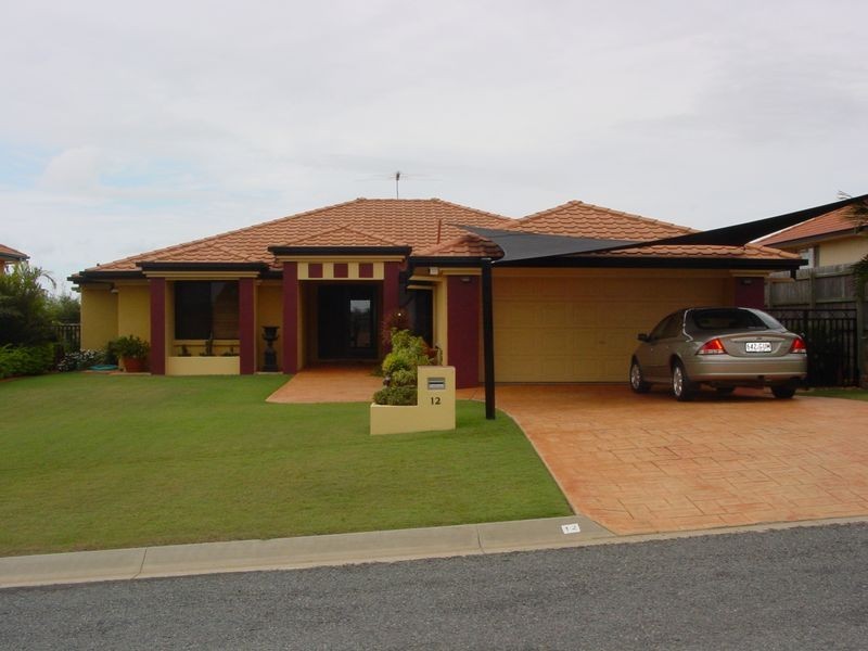12 Genevieve Court, Wellington Point QLD 4160