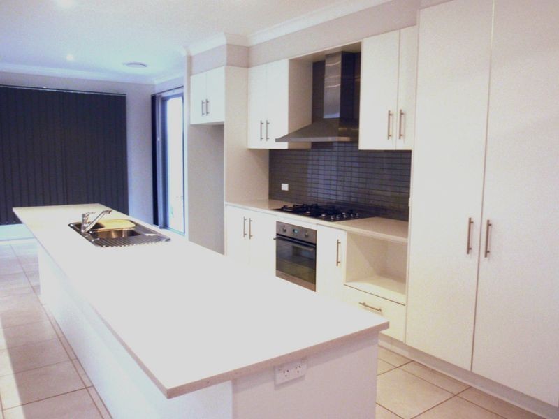 19 North Haven Place, Wellington Point QLD 4160