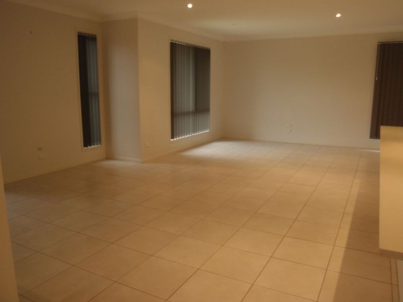 19 North Haven Place, Wellington Point QLD 4160