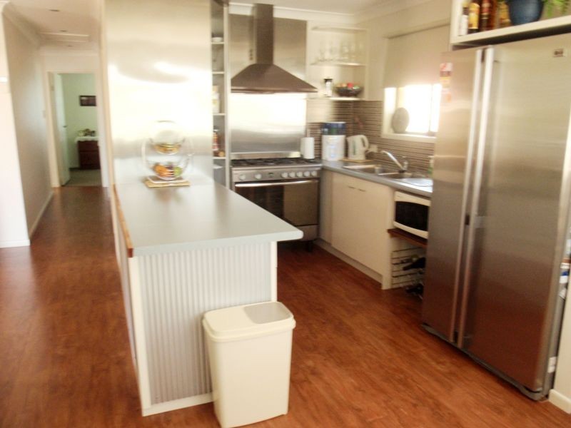 699 Main Rd, Wellington Point QLD 4160