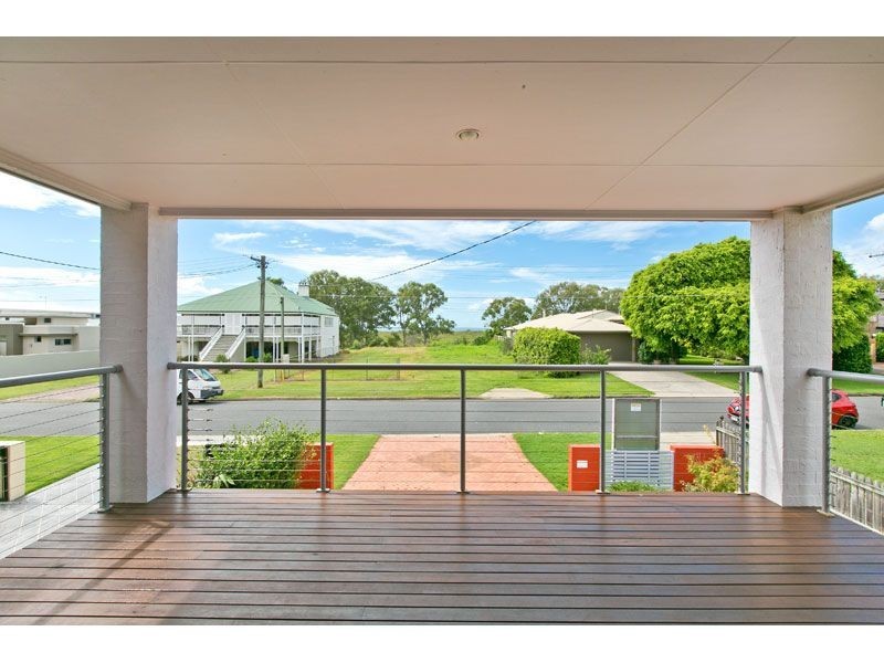 16 Mooroondu Road, Thorneside QLD 4158
