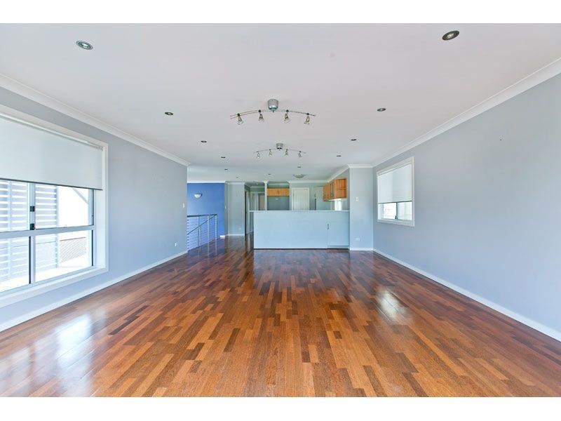 16 Mooroondu Road, Thorneside QLD 4158