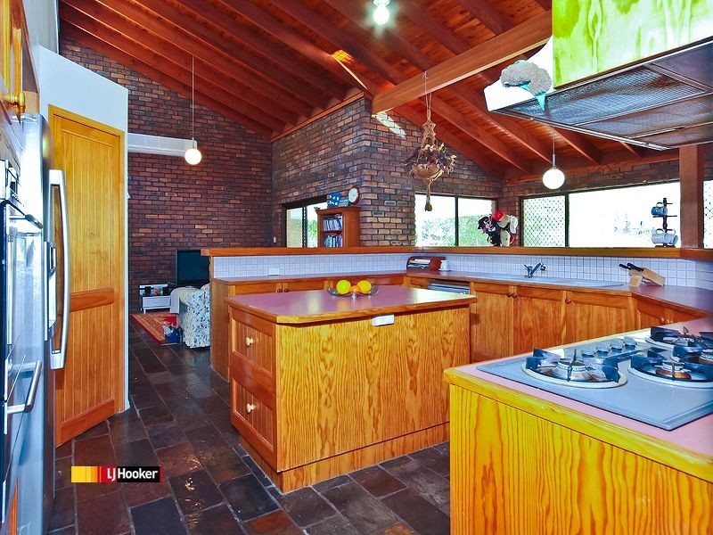 13 Oakwood Street, Capalaba QLD 4157