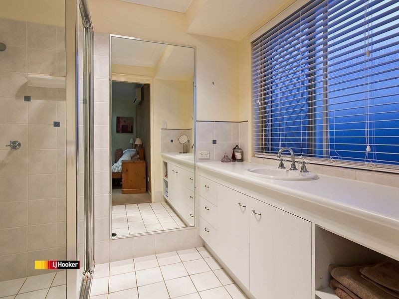 27 Pedwell Pl, Birkdale QLD 4159