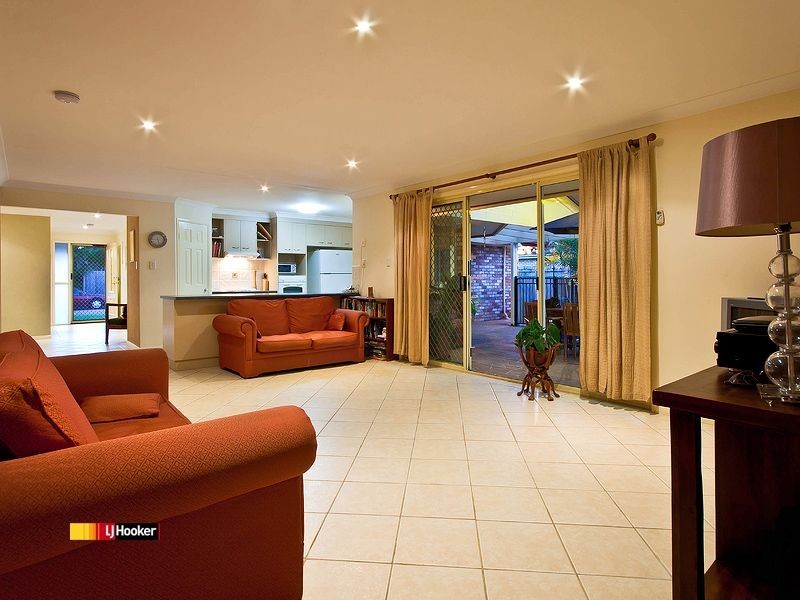 27 Pedwell Pl, Birkdale QLD 4159