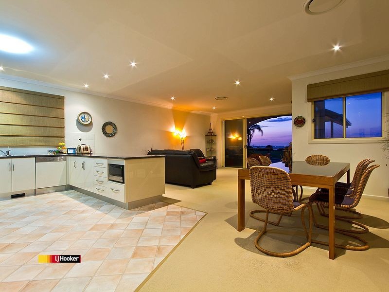 1A Dorsal Drive, Birkdale QLD 4159
