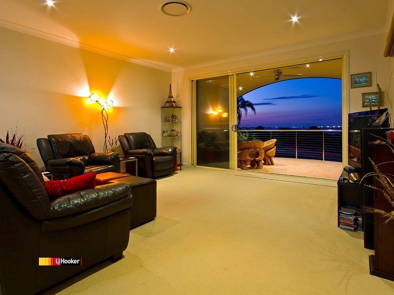 1A Dorsal Drive, Birkdale QLD 4159
