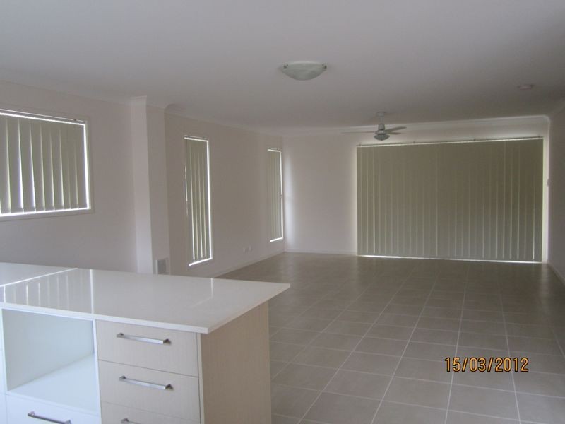 1/13 Victor Street, Birkdale QLD 4159