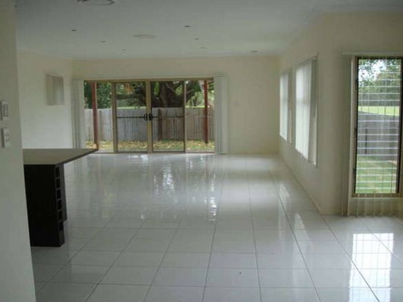 95 Thomas Street, Birkdale QLD 4159