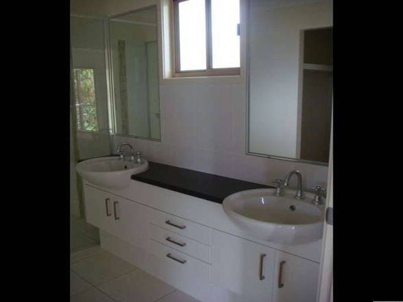 95 Thomas Street, Birkdale QLD 4159