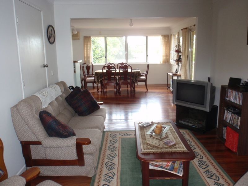 53 Birkdale Rd, Birkdale QLD 4159