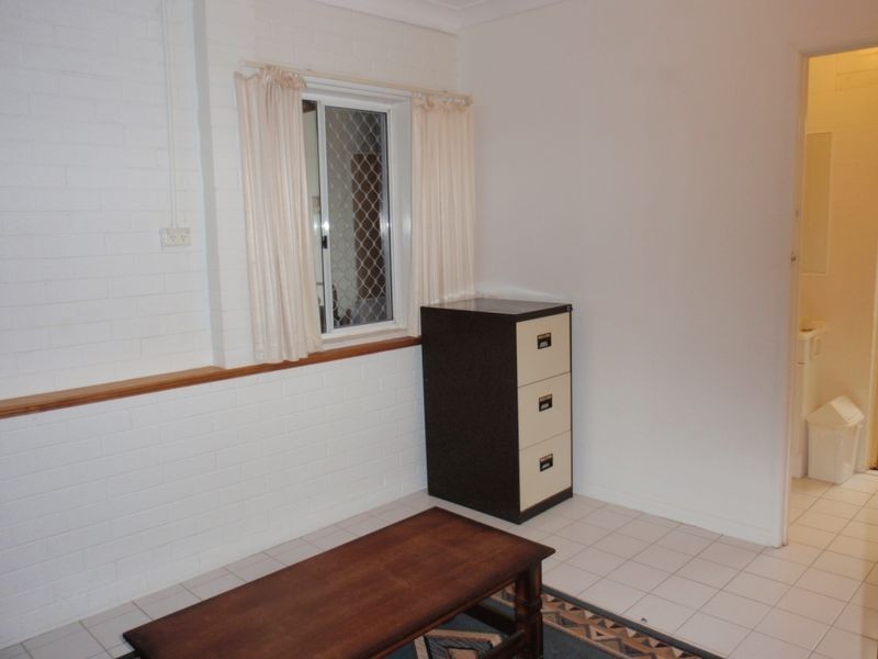 53 Birkdale Rd, Birkdale QLD 4159