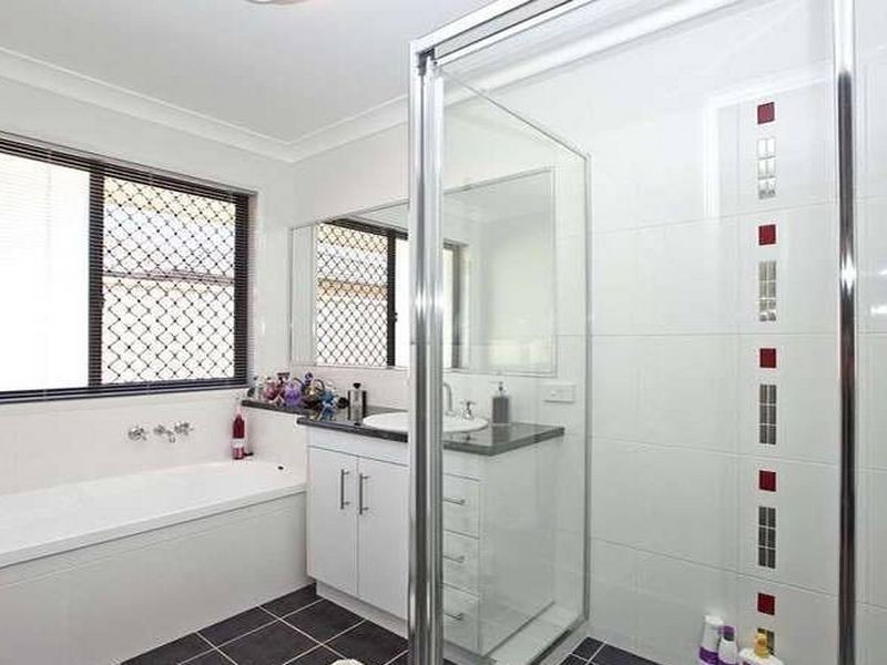 14 Alford Place, Wellington Point QLD 4160