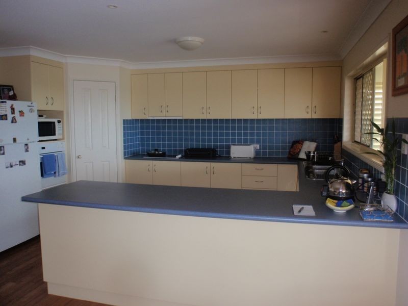 6 Major Court, Birkdale QLD 4159