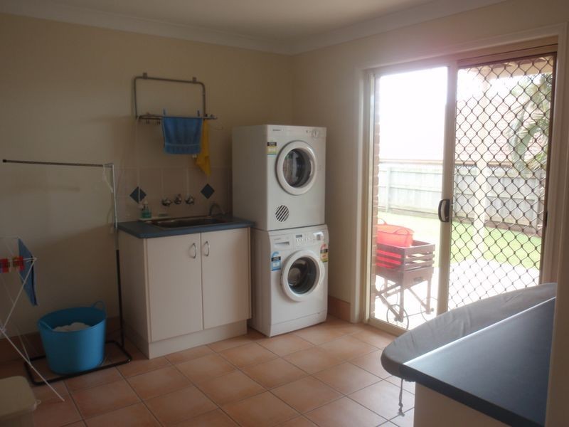 6 Major Court, Birkdale QLD 4159