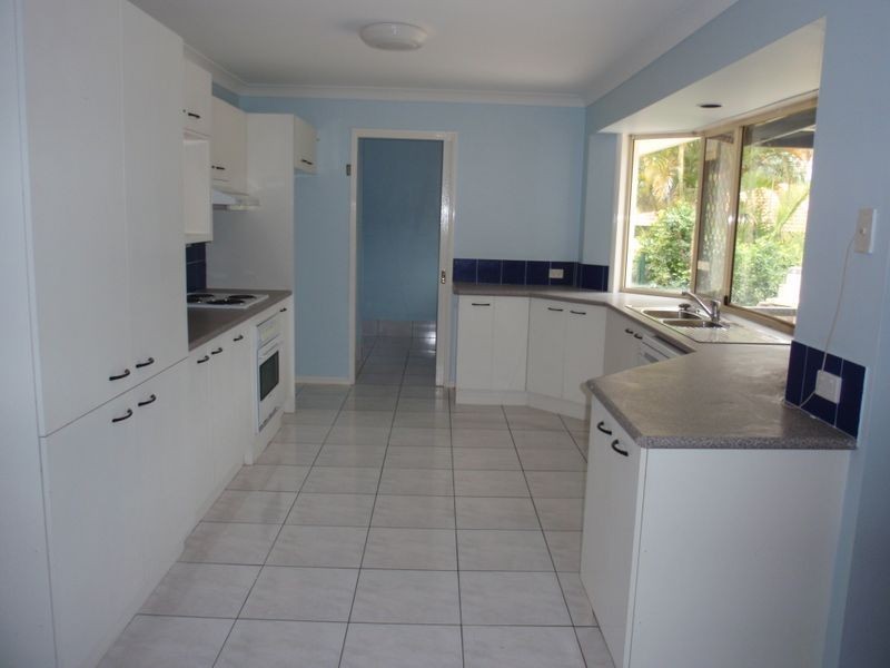 40 Redgrove Avenue, Wellington Point QLD 4160