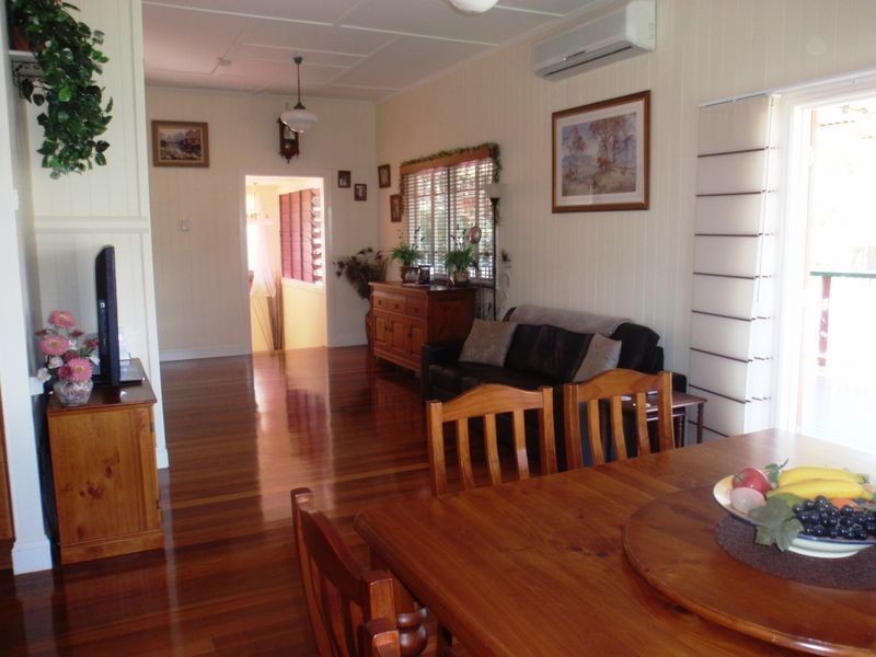 75 Main Rd, Wellington Point QLD 4160