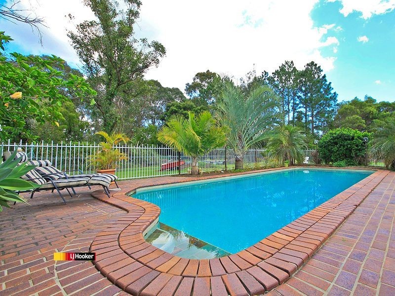 31 Whitehall Avenue, Birkdale QLD 4159