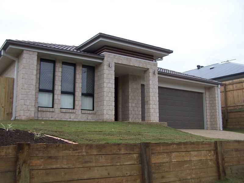 10 Clive Road, Birkdale QLD 4159